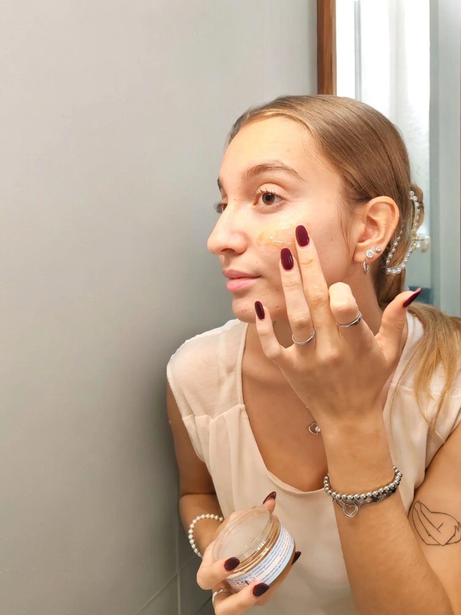 GOMMAGE VISO RIGENERANTE - Dermaura